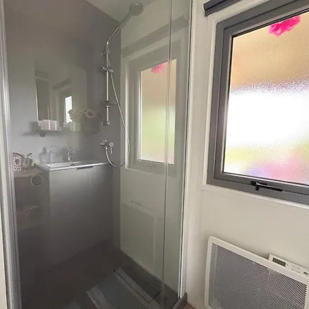 Holiday home Haus Seeblick Guster